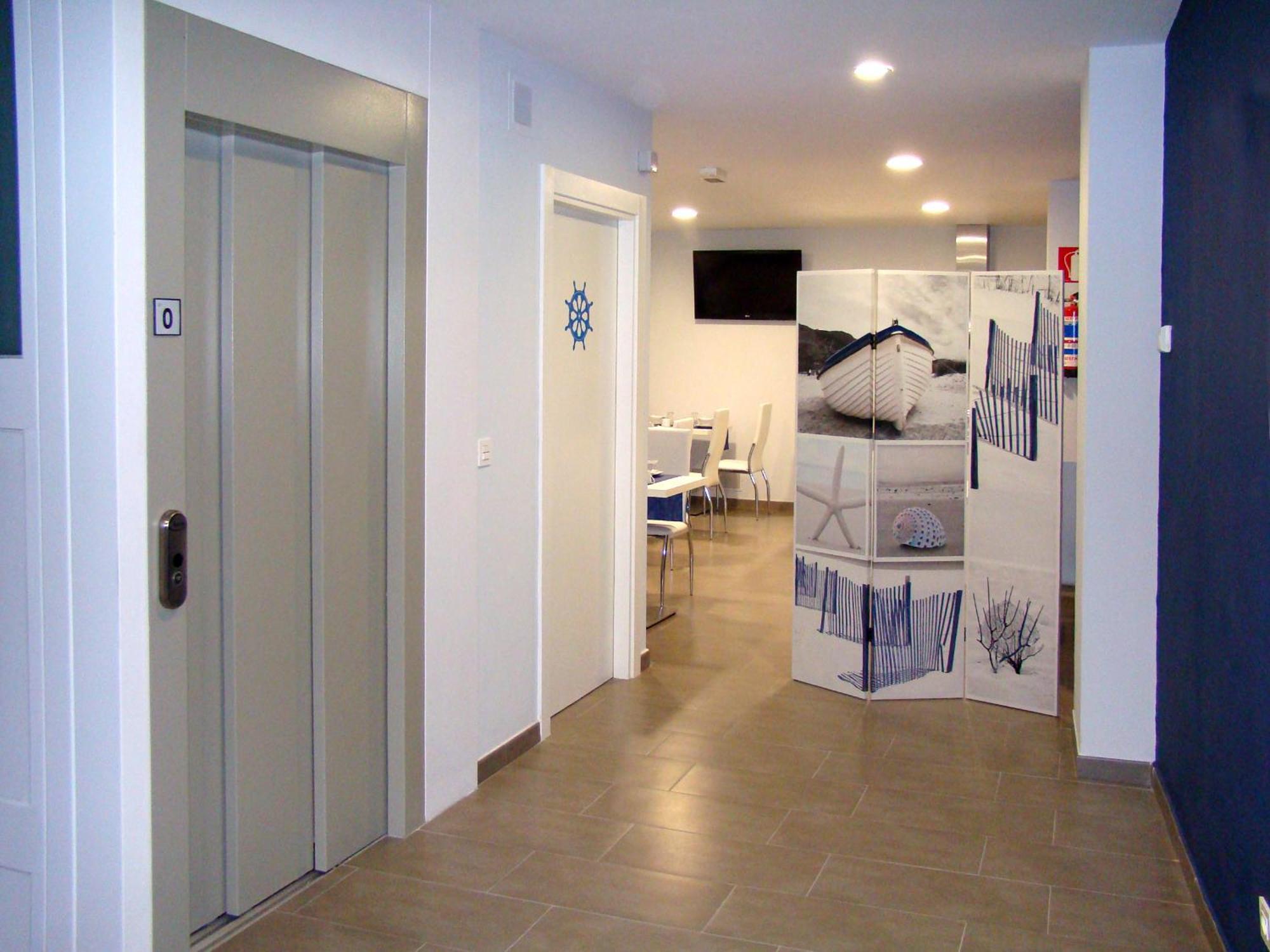 Bekale Hotel Ea Buitenkant foto
